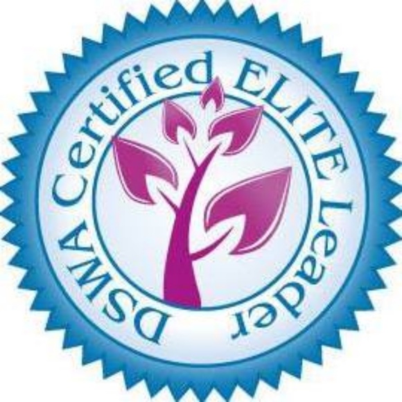 Meet your Posher, Beth, The BUNDLE QUEEN & Direct Selling Nana - Picture 4 of 8